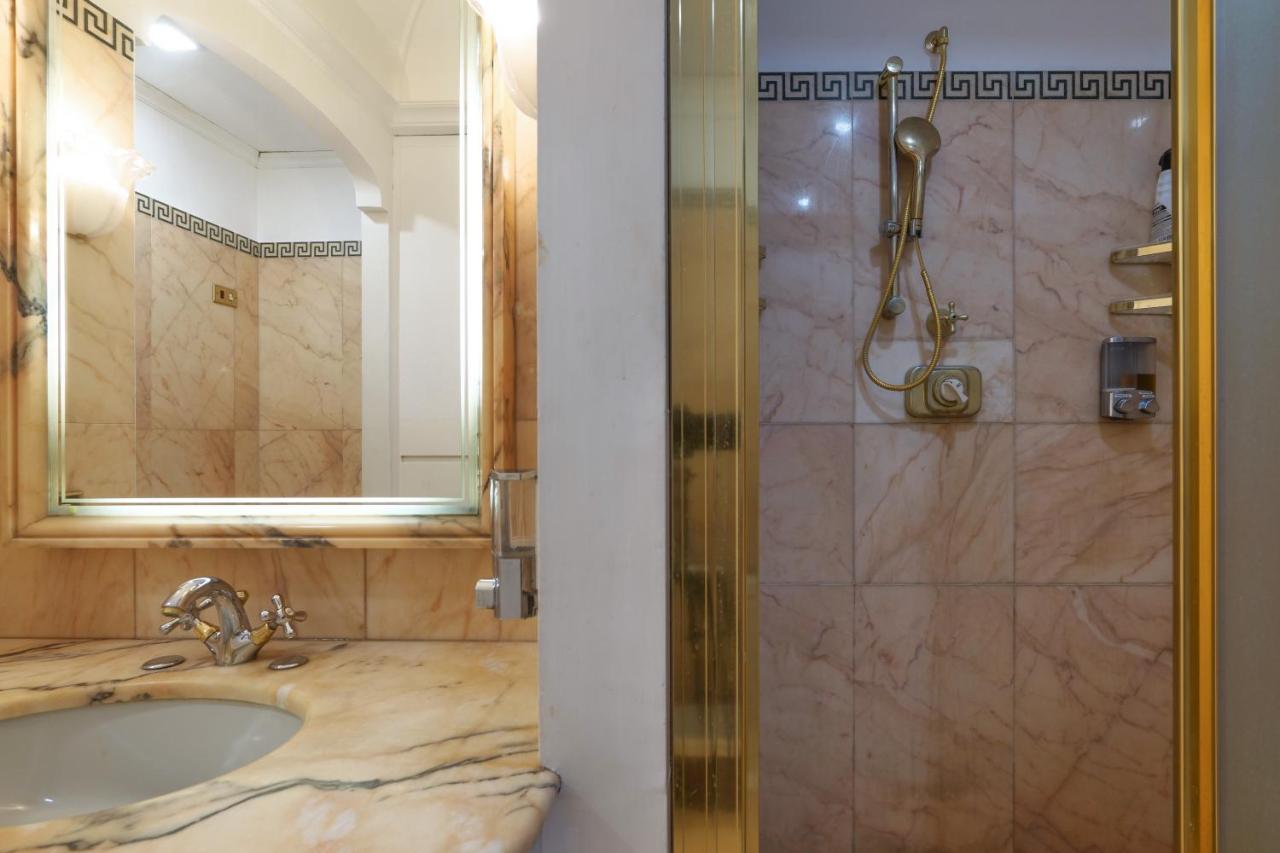 Luxury Galleria Apt - Milan Duomo Eksteriør bilde